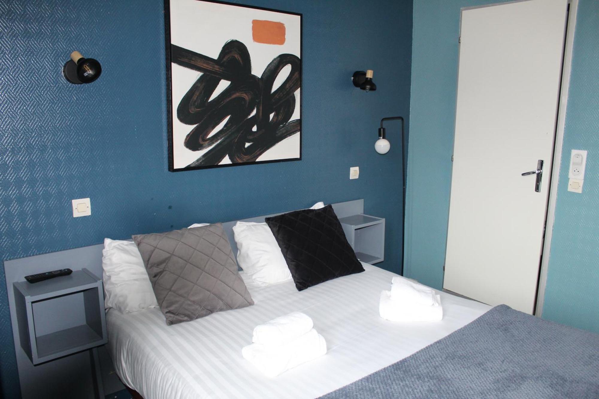 Hotel Des Pins Jullouville-les-Pins Habitación foto