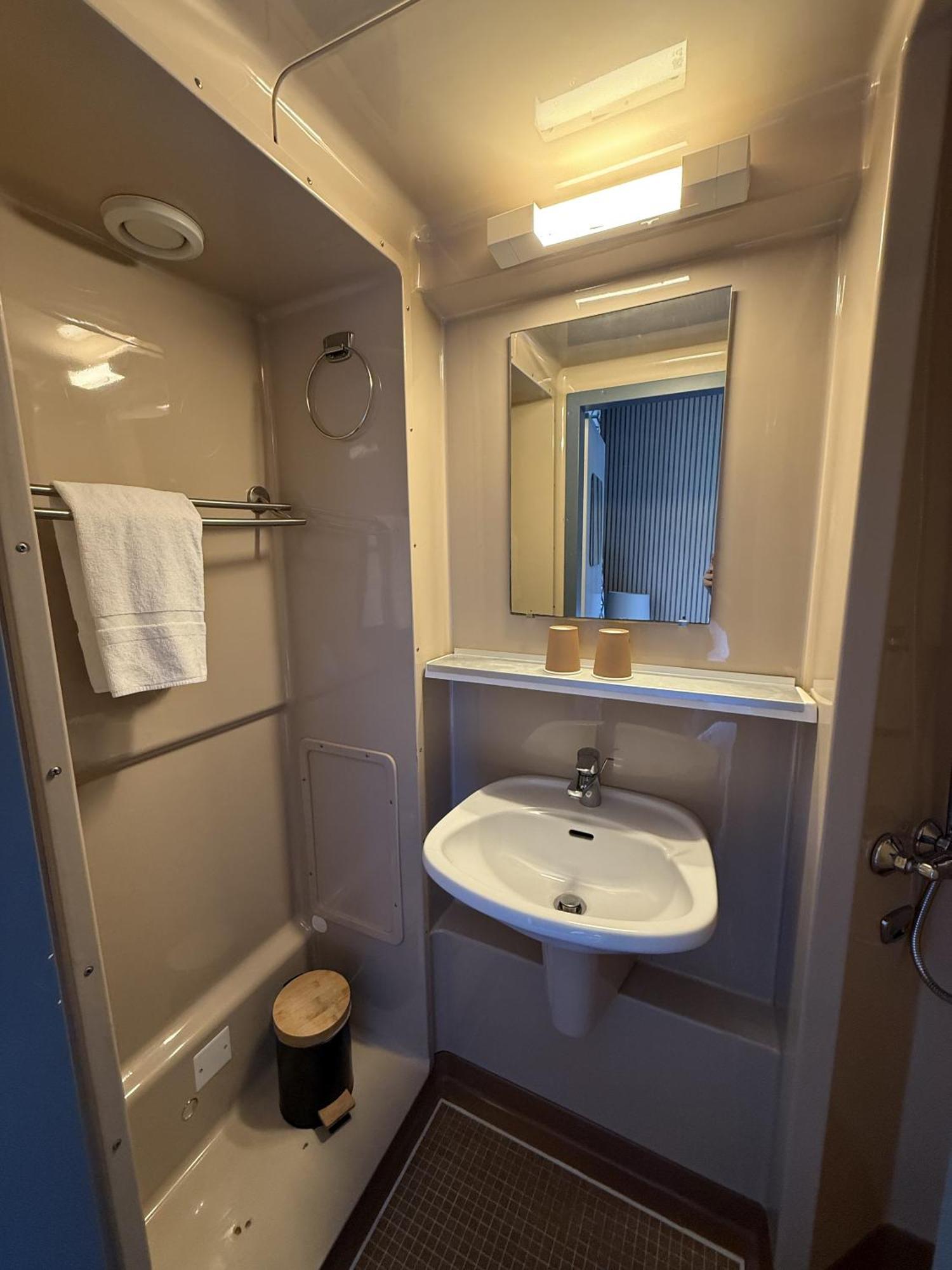 Hotel Des Pins Jullouville-les-Pins Habitación foto