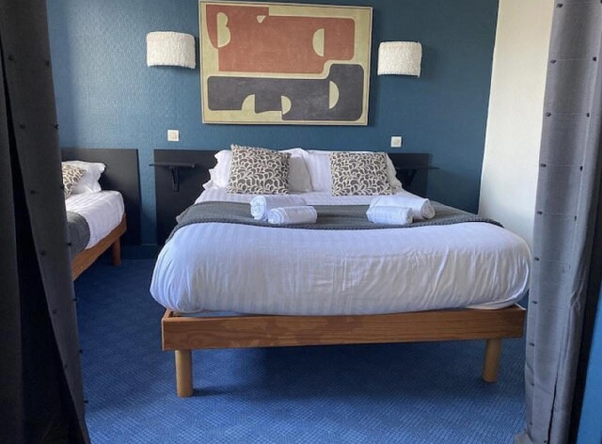 Hotel Des Pins Jullouville-les-Pins Habitación foto